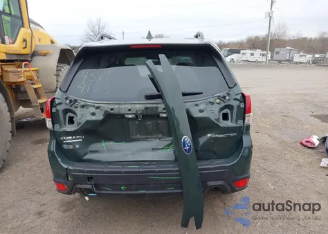 2023 Subaru Forester Limited z USA, uszkodzony, nr VIN JF2SKAPC9PH440076